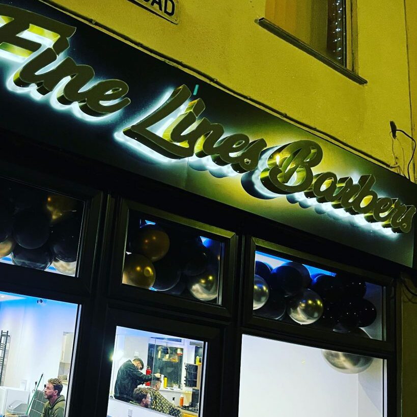 Illuminated 3D signage