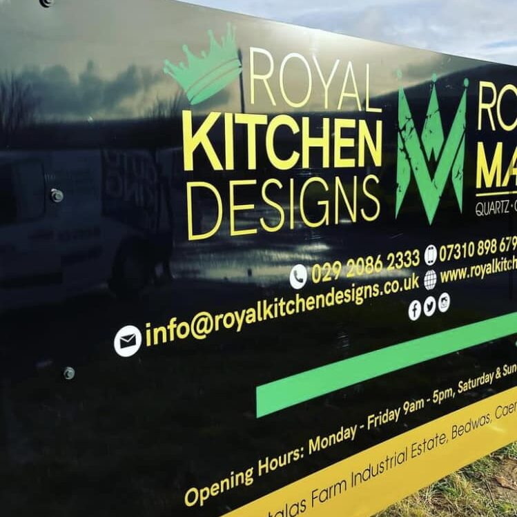 freestanding exterior sign